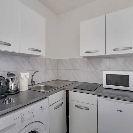 Charming - 2p- 아파트